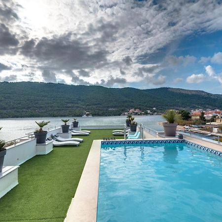 Apartments Holidays Roko Grebaštica Exteriör bild