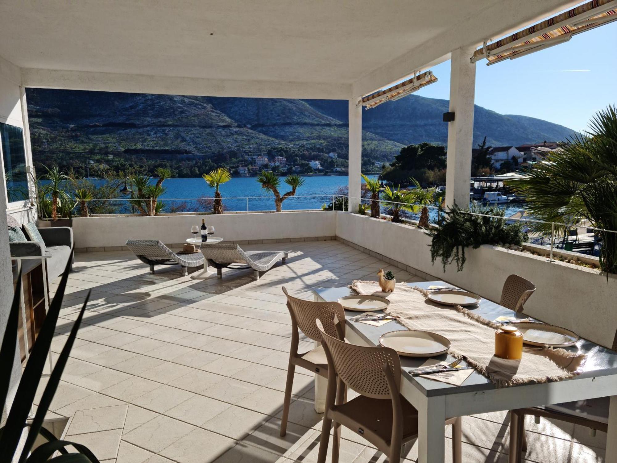 Apartments Holidays Roko Grebaštica Exteriör bild