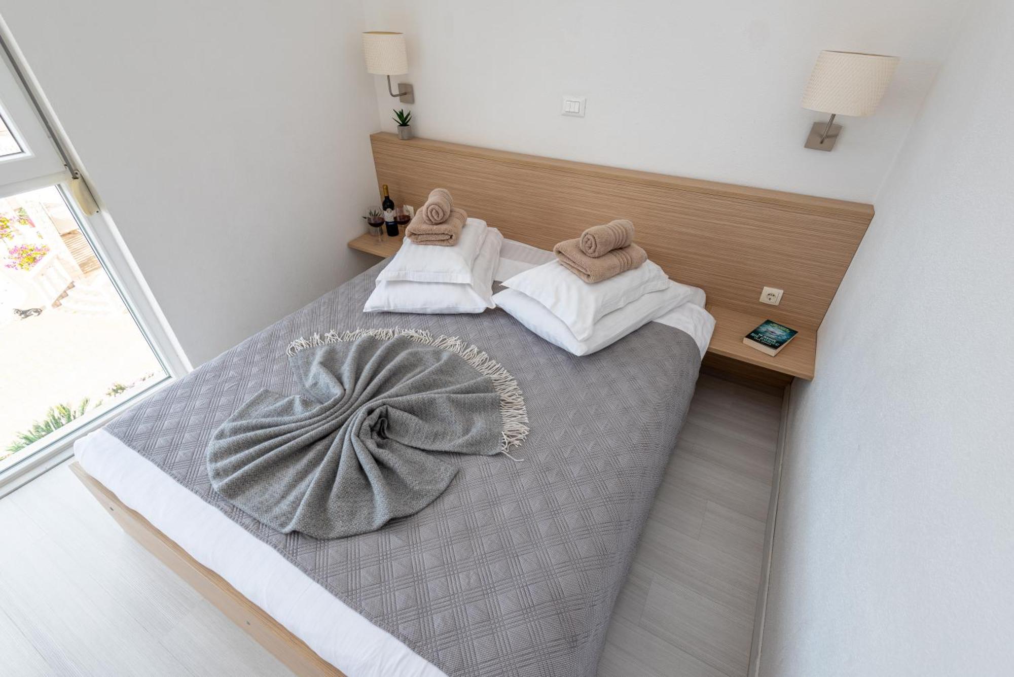 Apartments Holidays Roko Grebaštica Exteriör bild