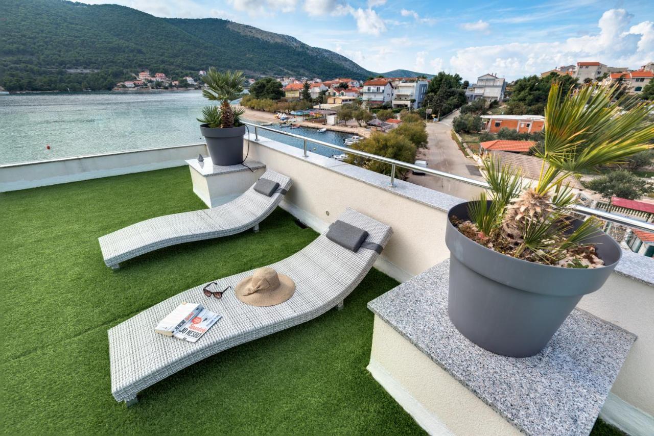 Apartments Holidays Roko Grebaštica Exteriör bild